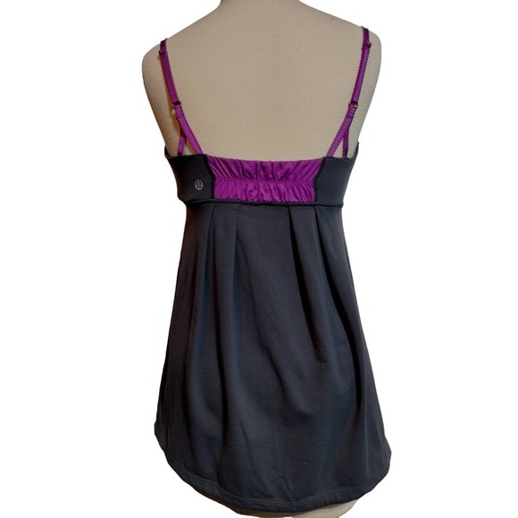 Lululemon Athletic Tank Top gray and purple woman size 10 Adjustable straps - Picture 3 of 7